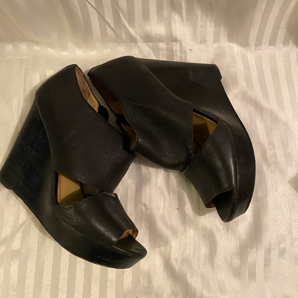 ‼️$30 Coach Peep Toe Wedges